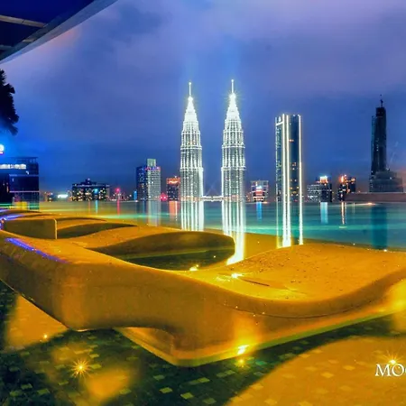 Moonway Suites At Eaton Klcc